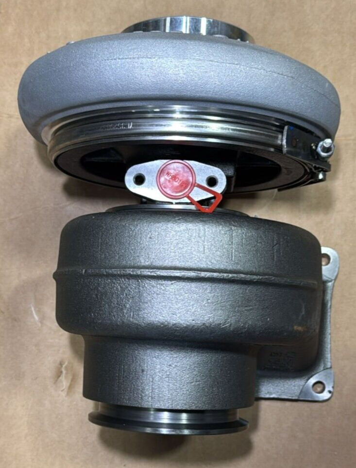 Mack Holset Turbocharger, HOLSET 21111305. 831121 , 85141061 , 85136172