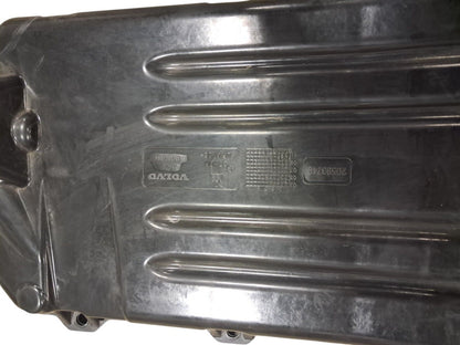 Genuine Volvo Oil pan  23330075