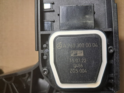 Accelerator pedal, MERCEDES-BENZ A9603000004