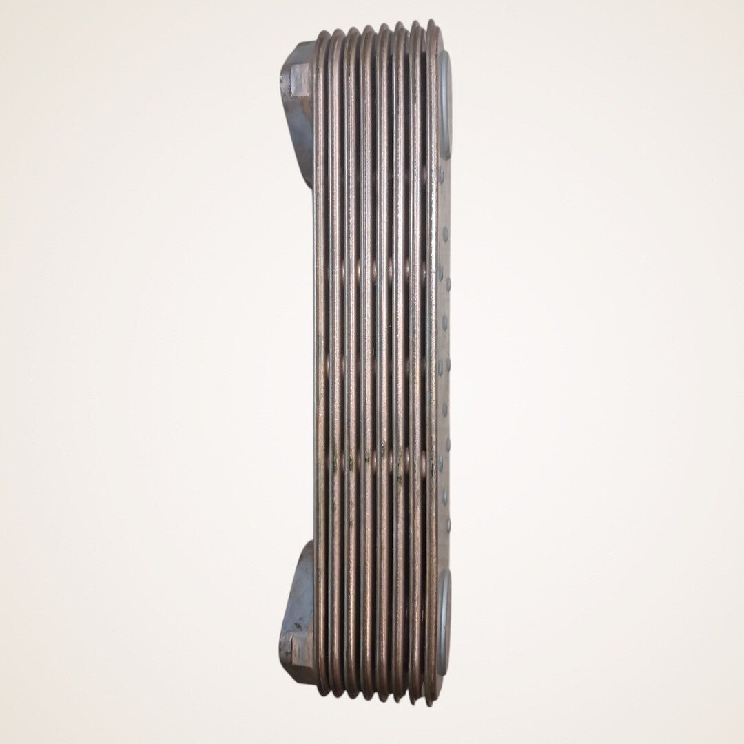 Engine oil cooler , genuine Iveco 4756608